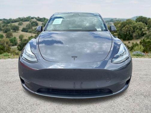 Midnight Silver Metallic 2022 Tesla Model Y Long Range