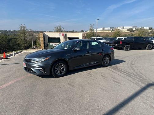 2020 Kia Optima LX
