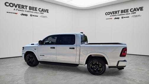 Bright White Clearcoat 2026 RAM 1500 Big Horn/Lone Star