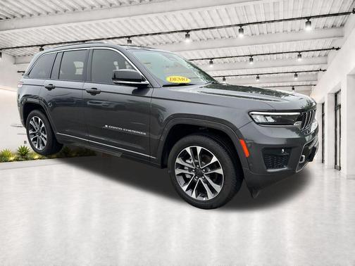 Gray Metallic 2025 Jeep Grand Cherokee Overland