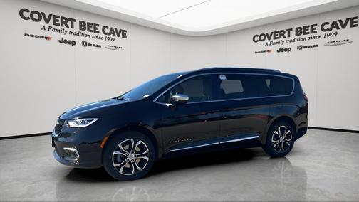 2026 Chrysler Pacifica Pinnacle