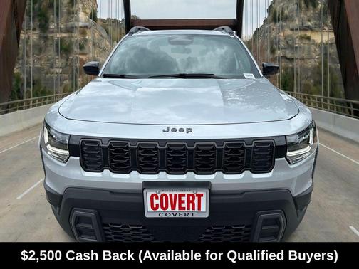 Silver Zynith Clearcoat 2026 Jeep Cherokee Laredo
