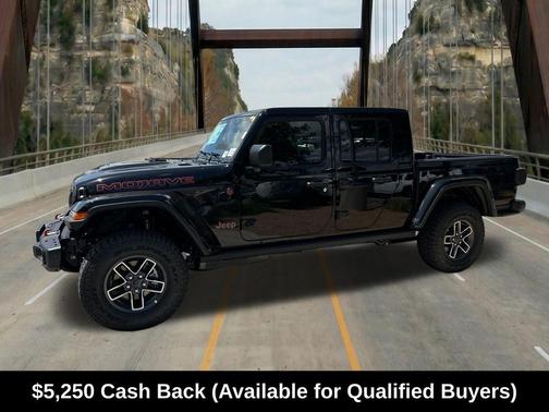 Black Clearcoat 2026 Jeep Gladiator Mojave