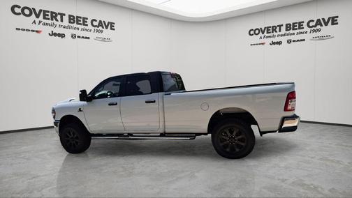 Bright White Clearcoat 2024 RAM 2500 Tradesman