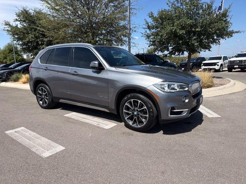 Space Gray Metallic 2018 BMW X5 sDrive35i