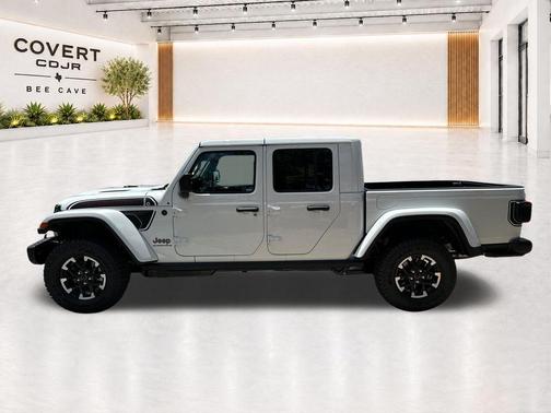 Bright White Clearcoat 2026 Jeep Gladiator Shadow Ops