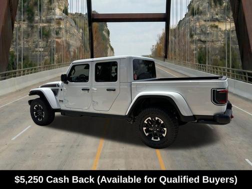 Bright White Clearcoat 2026 Jeep Gladiator Shadow Ops