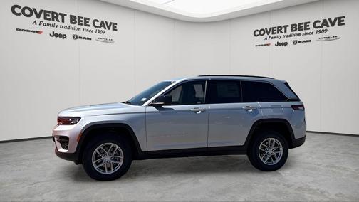 2026 Jeep Grand Cherokee Laredo X