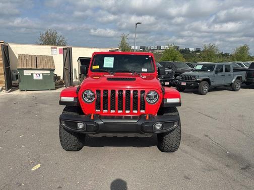 Firecracker Red Clearcoat 2021 Jeep Gladiator Mojave