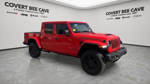 Firecracker Red Clearcoat 2021 Jeep Gladiator Mojave