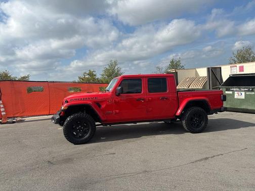 Firecracker Red Clearcoat 2021 Jeep Gladiator Mojave