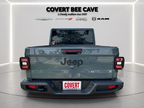 Anvil Clearcoat 2026 Jeep Gladiator Sport