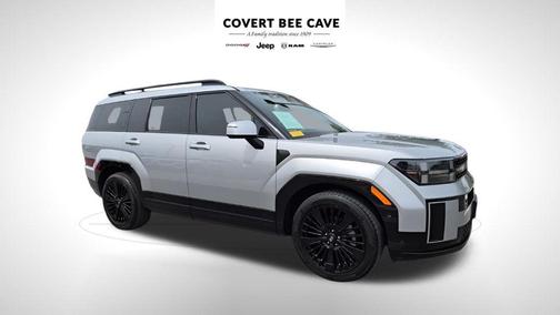 Shimmering Silver 2025 Hyundai SANTA FE HEV Calligraphy