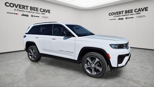 Bright White Clearcoat 2026 Jeep Grand Cherokee Limited SUV