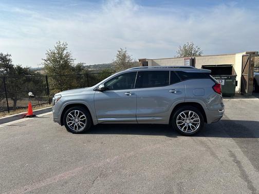 2024 GMC Terrain Denali