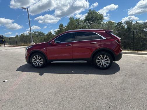 2019 Cadillac XT4 Premium Luxury