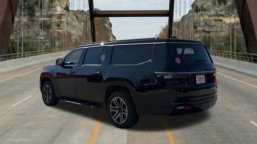 Gloss Black 2026 Jeep Grand Wagoneer L
