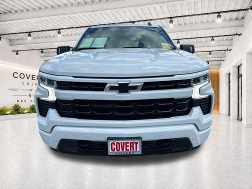Summit White 2025 Chevrolet Silverado 1500 RST