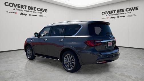 2023 INFINITI QX80 Luxe
