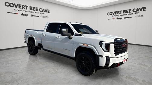 Summit White 2024 GMC Sierra 2500 AT4