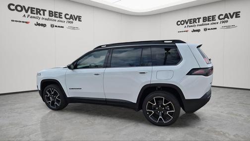 2026 Jeep Cherokee Overland