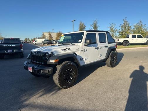 2023 Jeep Wrangler Sport