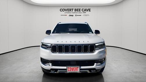 2025 Jeep Wagoneer Base