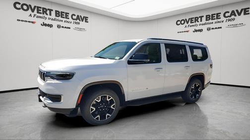 2025 Jeep Wagoneer Base