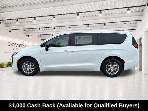 White 2027 Chrysler Pacifica SELECT