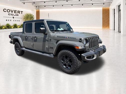 Gray Clearcoat 2023 Jeep Gladiator Texas Trail