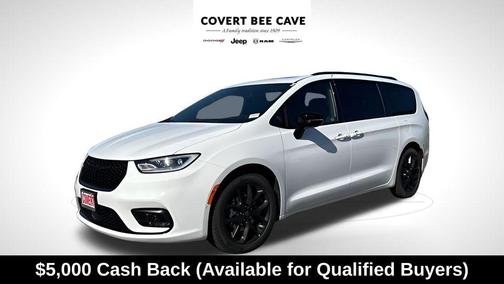 Bright White Clearcoat 2026 Chrysler Pacifica Limited