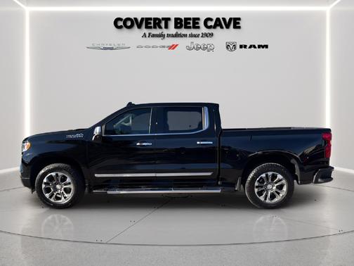 Black 2025 Chevrolet Silverado 1500 High Country