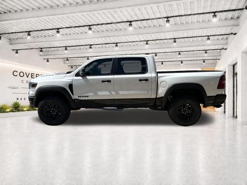 Bright White Clearcoat 2026 RAM 1500 RHO