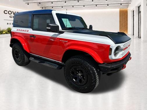 Oxford White 2025 Ford Bronco Stroppe Edition