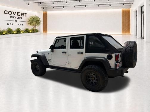 Bright White Clearcoat 2017 Jeep Wrangler Unlimited Sport
