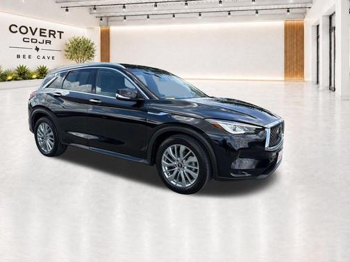 Black Obsidian 2024 INFINITI QX50 Luxe