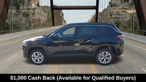 Diamond Black 2026 Jeep Compass Latitude