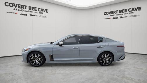 2022 Kia Stinger GT-Line