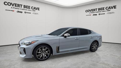 2022 Kia Stinger GT-Line