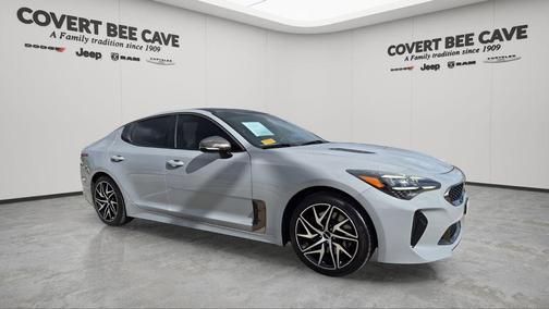 2022 Kia Stinger GT-Line