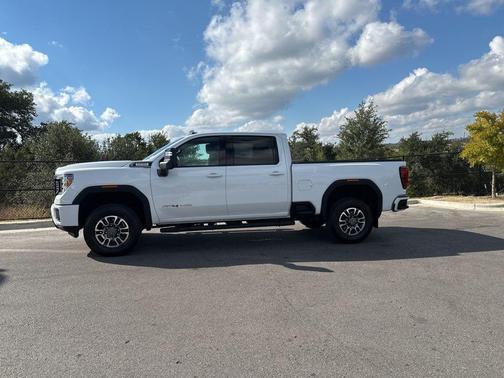 2023 GMC Sierra 3500 AT4