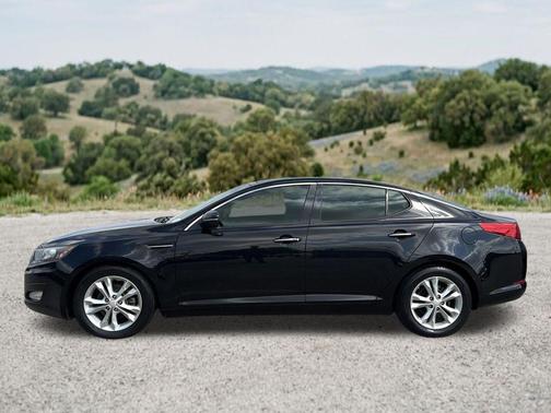 Ebony Black 2013 Kia Optima EX