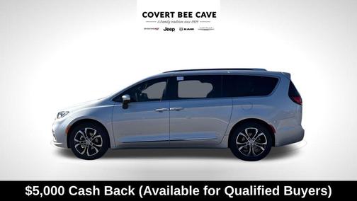 Silver Mist Clearcoat 2026 Chrysler Pacifica Pinnacle