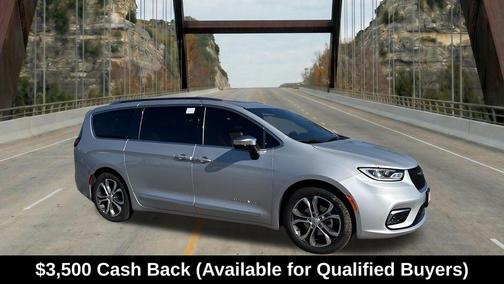 Silver Mist Clearcoat 2026 Chrysler Pacifica Pinnacle