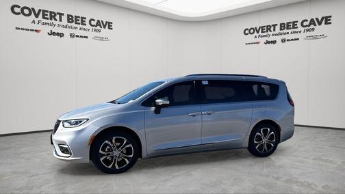 2026 Chrysler Pacifica Pinnacle