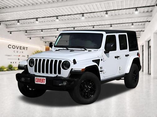 Bright White Clearcoat 2023 Jeep Wrangler Sport