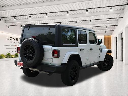 Bright White Clearcoat 2023 Jeep Wrangler Sport