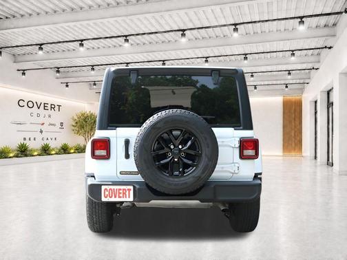 Bright White Clearcoat 2023 Jeep Wrangler Sport