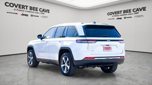 2023 Jeep Grand Cherokee 4xe Base