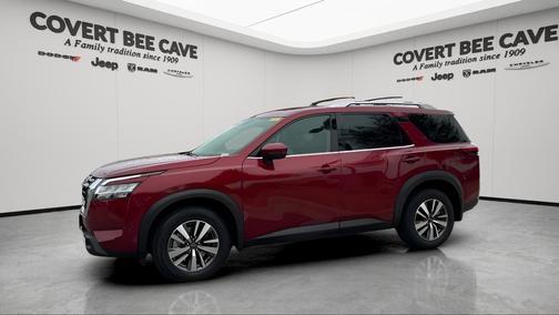 2024 Nissan Pathfinder SL